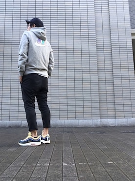 「F.C.R.B.（エフシーアールビー）のアイテム（パンツ）」を使った、max190さん（メンズ・170cm）の秋コーディネート