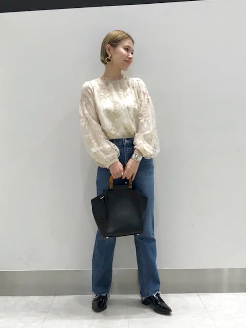 綺麗なミスティ ウーマン コーディネート 人気のファッショントレンド