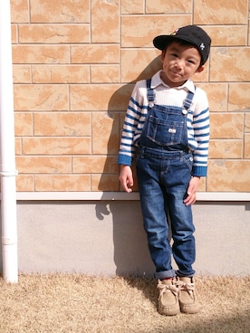 「ボーダーニット」｜「アイテム（オールインワン・サロペット）」を使った、RinRinさん（キッズ・100cm）の冬コーディネート