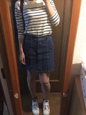 「WEGO（ウィゴー）のアイテム（デニムスカート、ブルー系）」を使った、ゆいたそさん（レディース・158cm）の秋コーディネート