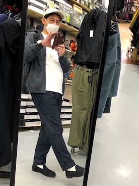 「カーディガンコーデ」｜「アイテム（スリッポン）」を使った、じゅんさん（メンズ・170cm）の春コーディネート