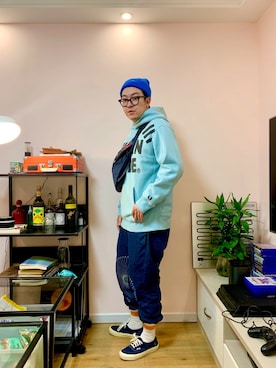 「日系极简」｜「アイテム（帽子）」を使った、liangsoliさん（メンズ・175cm）の春コーディネート