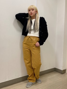 「クロップドトップス」｜「アイテム（スリッポン）」を使った、MIKUさん（レディース・157cm）の冬コーディネート