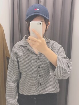 「TOMMY HILFIGER（トミーヒルフィガー）のアイテム（帽子、ブラック系）」を使った、ぽんちゃんさん（レディース）の秋コーディネート
