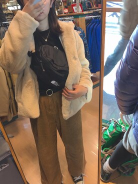 「COACH（コーチ）のアイテム（ネックレス、その他）」を使った、ぽんちゃんさん（レディース）の秋コーディネート