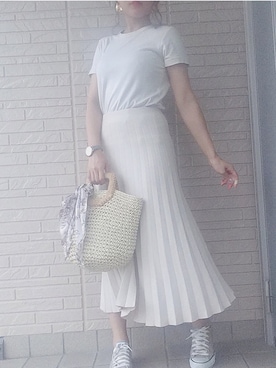 「UNIQLO（ユニクロ）のスーピマコットンリブクルーネックT（半袖）（Tシャツ/カットソー、ベージュ系）」を使った、まゆぴぴさん（レディース・158cm）の夏コーディネート