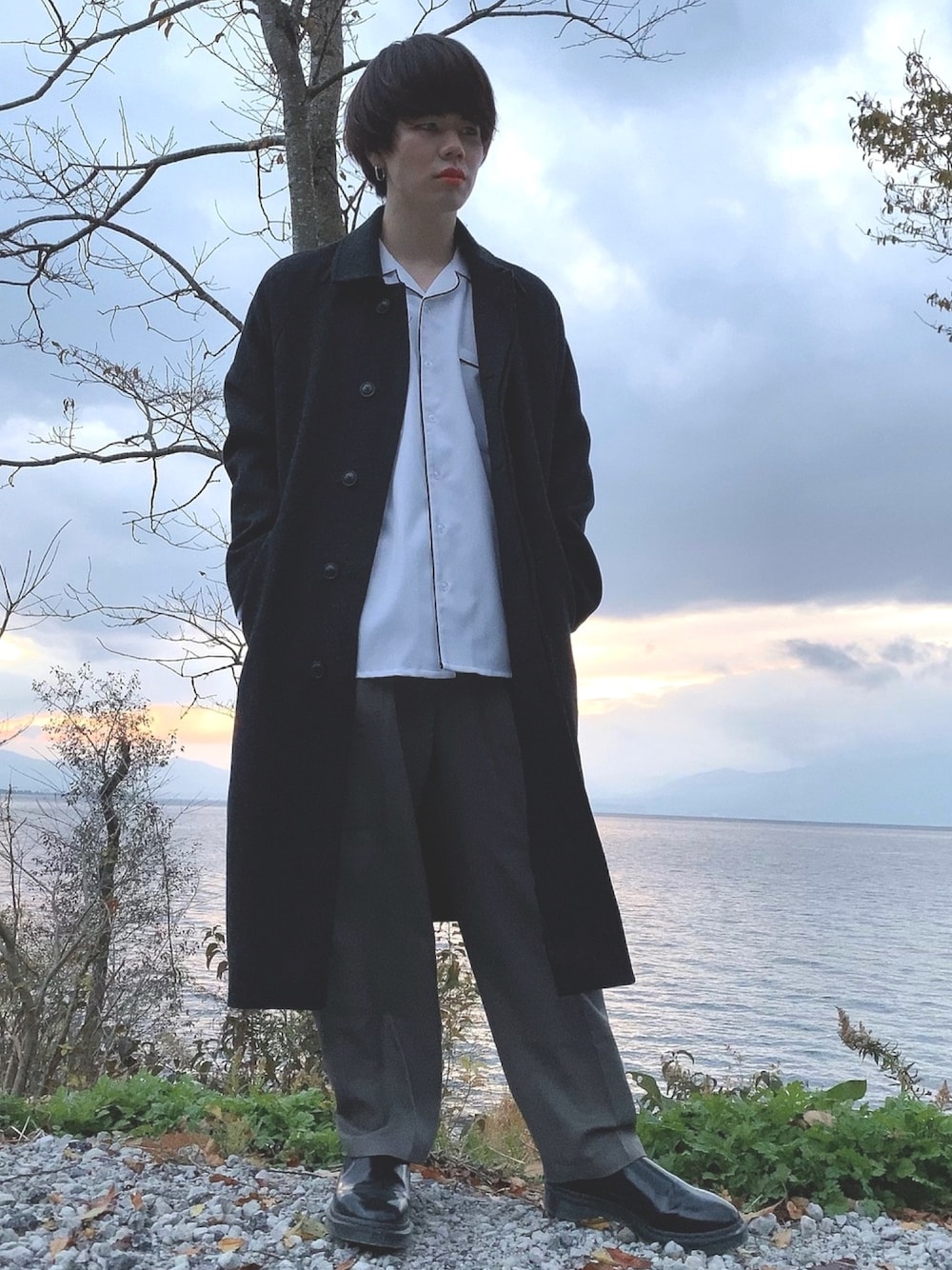「低身長コーデ、お洒落さんとつながりたい、大人カジュアル、韓国ファッション、革靴、休日コーデ、remer、Steven Alan、mensfashion、いいね、save、フォローお願いします🤑」｜「Dr. Martensの《Dr.Martens》LOUISE（ローファー、ブラック系）」を使った、nissyさん（メンズ・167cm）の冬コーディネートの1枚目の写真