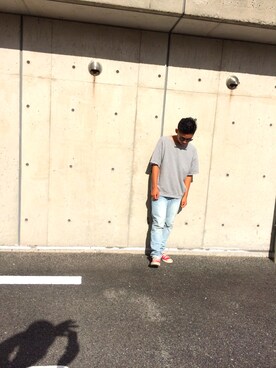 「URBAN RESEARCH（アーバンリサーチ）のアイテム（Tシャツ/カットソー、グレー系）」を使った、soutaさん（メンズ）の秋コーディネート