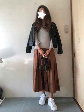 「DRWCYS（ドロシーズ）のアイテム（スウェット）」を使った、YURIPEさん（レディース・164cm）の秋コーディネート