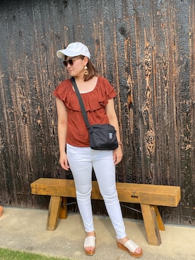 「UNIQLO（ユニクロ）のWOMEN ウルトラストレッチジーンズ（デニムパンツ）」を使った、ひまわり꒡̈⃝さん（レディース・161cm）の夏コーディネート