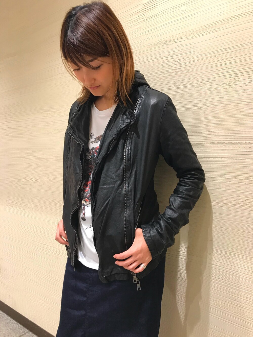 「B2nd、レザージャケット、ライダース」｜「GIORGIO BRATOのアイテム（ライダースジャケット、ブラック系）」を使った、mnmさん（レディース・157cm）の夏コーディネートの1枚目の写真