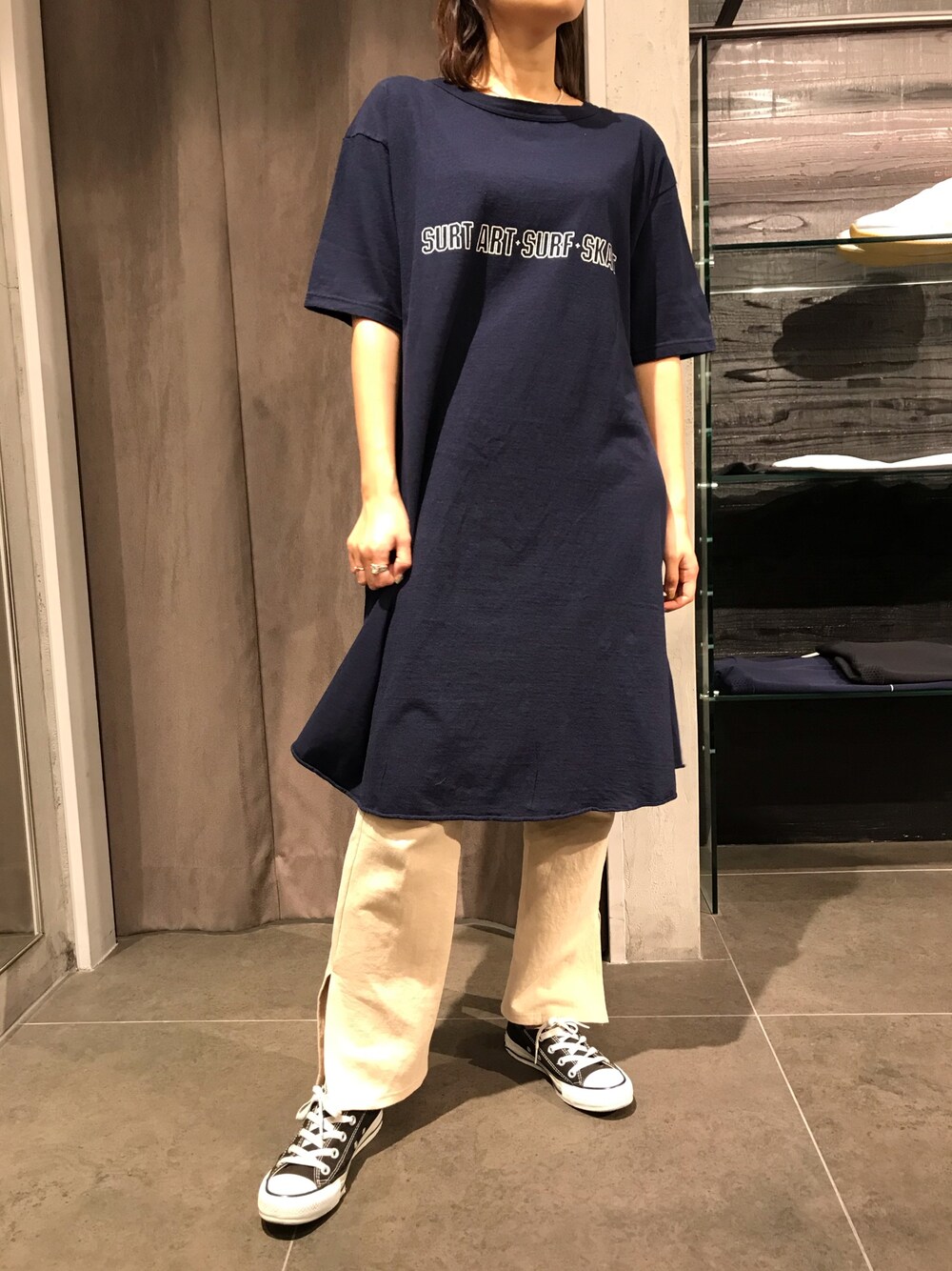 「ラクチンコーデ」｜「DROIT BELLOのDROIT BELLO(ドロイトベロ)ｽｳｪｯﾄﾊﾟﾝﾂ（スウェットパンツ、ベージュ系）」を使った、mnmさん（レディース・157cm）の夏コーディネートの1枚目の写真