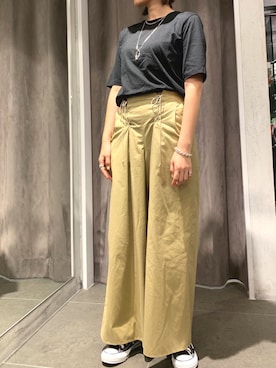 「ATON（エイトン）のアイテム（Tシャツ/カットソー）」を使った、mnmさん（レディース・157cm）の夏コーディネート