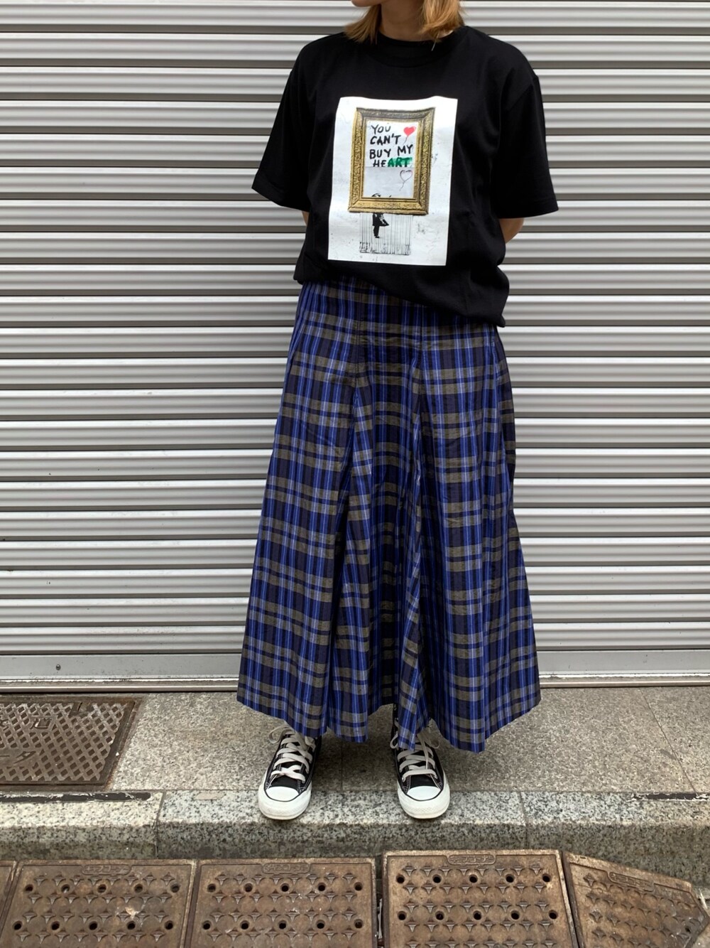 「カジュアルコーデ、今日のコーデ、スカート、ファッションの力を信じよう」｜「Kare/MEのKare/ME（カーミー）BK HEART Tシャツ（Tシャツ/カットソー、ブラック系）」を使った、mnmさん（レディース・157cm）の夏コーディネートの1枚目の写真