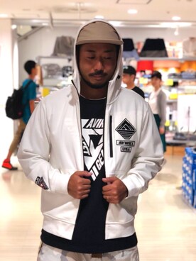 Yoshi Yamaさんのコーディネート
