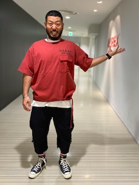 Yoshi Yamaさんの「フロント カーゴ クロップドパンツ/FRONT CARGO CROPPED PANTS」を使ったコーディネート