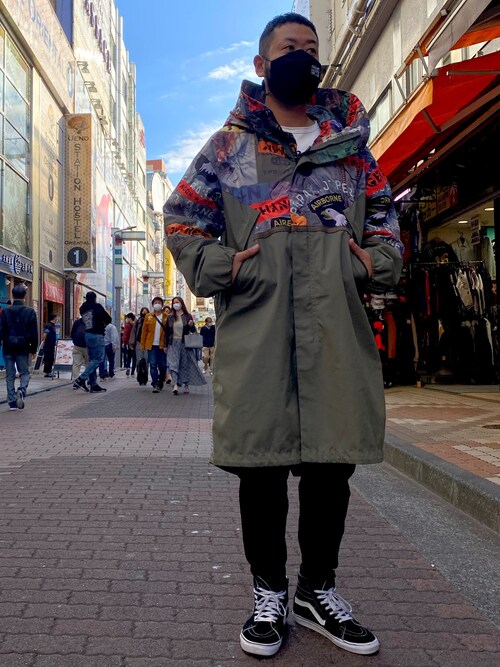 Yoshi Yama(QUARTER)｜AVIREXのモッズコートを使ったコーディネート - WEAR