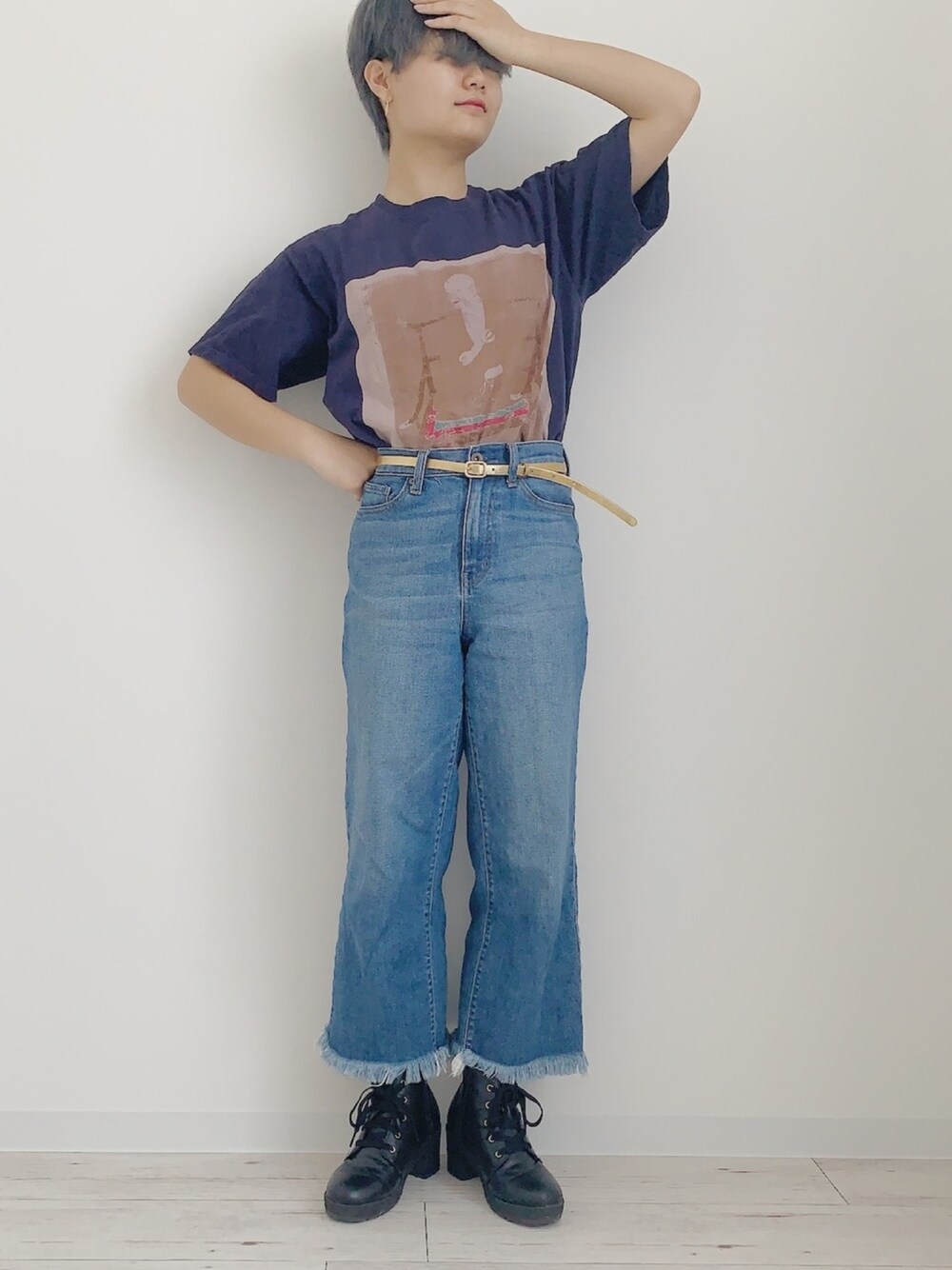 「おしゃれさんと繋がりたい、ショートヘア、ショート女子、空海、古着、古着MIX、韓国好きな人と繋がりたい、令和最初のWEARISTAセンバツ」｜「UNIQLOのアイテム（デニムパンツ、ブルー系）」を使った、ぽんさん（レディース・155cm）の春コーディネートの1枚目の写真