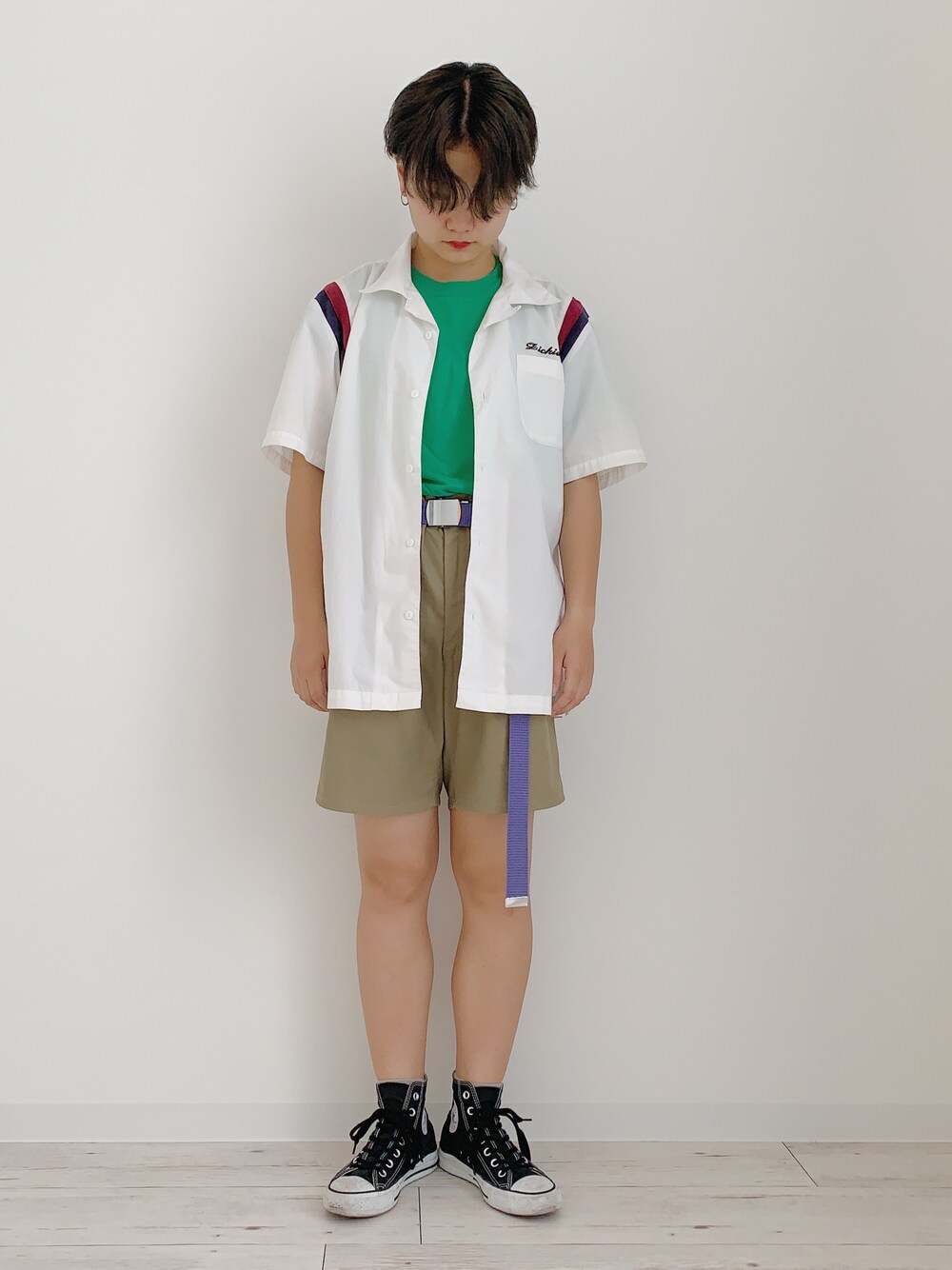 「summer、VINTAGE、古着、古着MIX、古着コーデ、Dickies、ハーフパンツ、ショートヘア、ショート女子」｜「古着のアイテム（その他パンツ、ベージュ系）」を使った、ぽんさん（レディース・155cm）の夏コーディネートの1枚目の写真