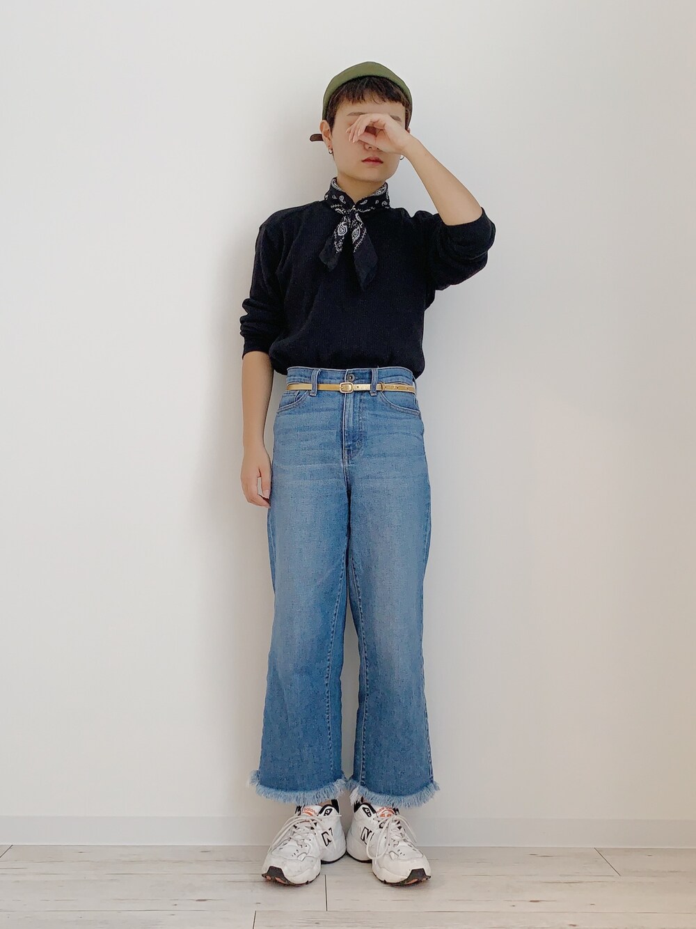「summer、autumn、バンダナ、ベリーショート、ショートヘア、ショート女子、ヘアモデル、モデル」｜「UNIQLOのアイテム（デニムパンツ、ブルー系）」を使った、ぽんさん（レディース・155cm）の秋コーディネートの1枚目の写真