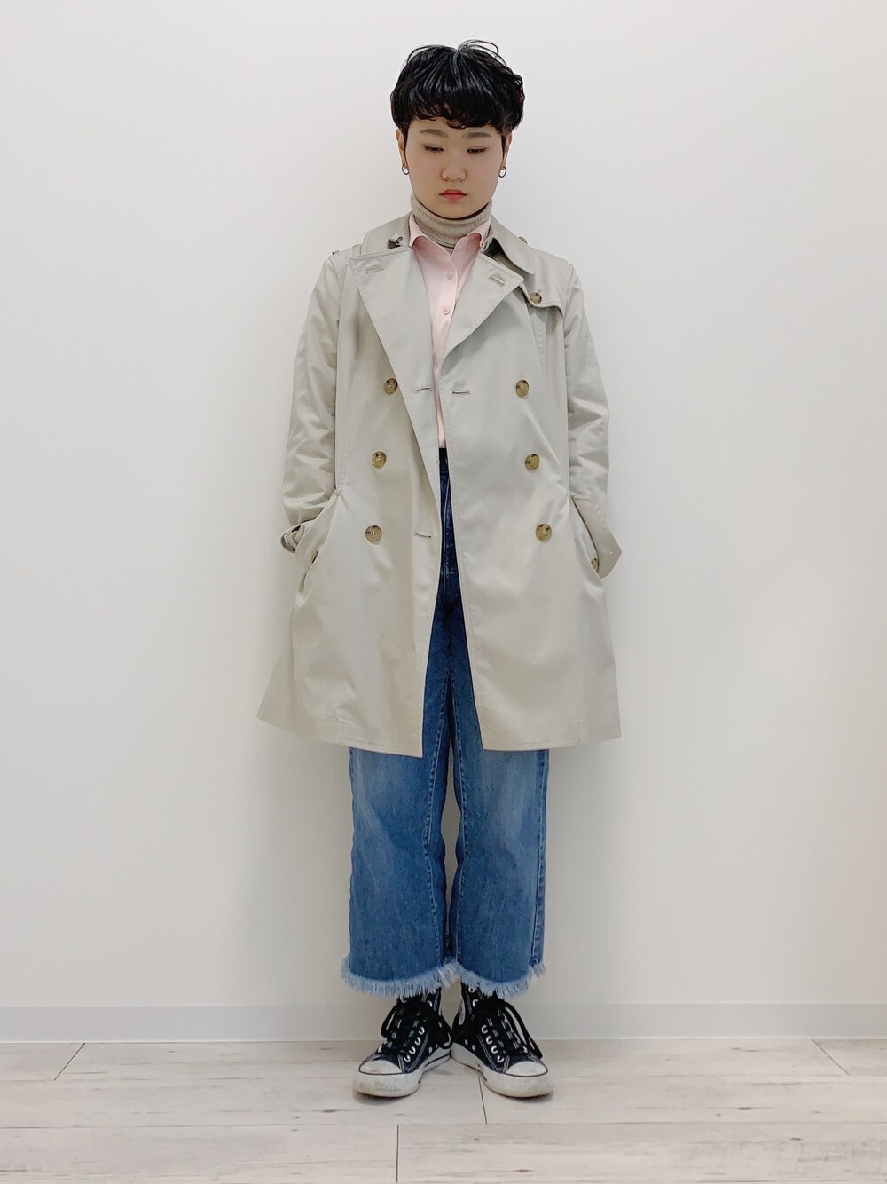 「冬アウター着回しチャレンジ、winter、ユニクロ、ユニクロコーデ、ショートヘア、ショート女子、converse」｜「UNIQLOのアイテム（デニムパンツ、ブルー系）」を使った、ぽんさん（レディース・155cm）の冬コーディネートの1枚目の写真