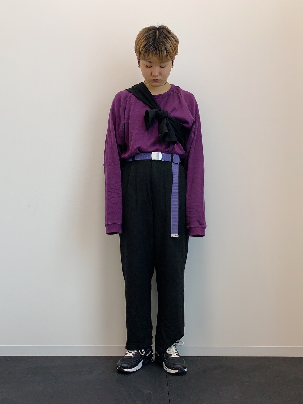 「推しとリンクコーデ、古着、古着MIX、古着コーデ、古着好きな人と繋がりたい、ショートヘア、ショート女子、ストリート、ストリートMIX」｜「古着のアイテム（その他パンツ、ブラック系）」を使った、ぽんさん（レディース・156cm）の夏コーディネートの1枚目の写真
