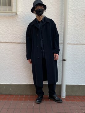 「BARNEYS NEWYORK（バーニーズニューヨーク）のアイテム（ステンカラーコート、ブラック系）」を使った、kyontaさん（メンズ・182cm）の秋コーディネート