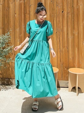 「アイテム（ドレス、グリーン系）」を使った、EVERY NANAさん（レディース・164cm）の夏コーディネート