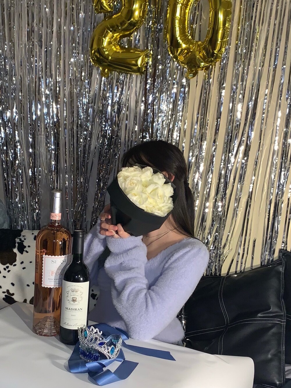 「おしゃれさんと繋がりたい、韓国ファッション、高身長女子、シンプルコーデ、ootd、いいね、save、フォローお願いします🤑、大人コーデ、デニム、春」｜「Bershkaのアイテム（タンクトップ、ブルー系）」を使った、ハンナさん（レディース・170cm）の春コーディネートの1枚目の写真