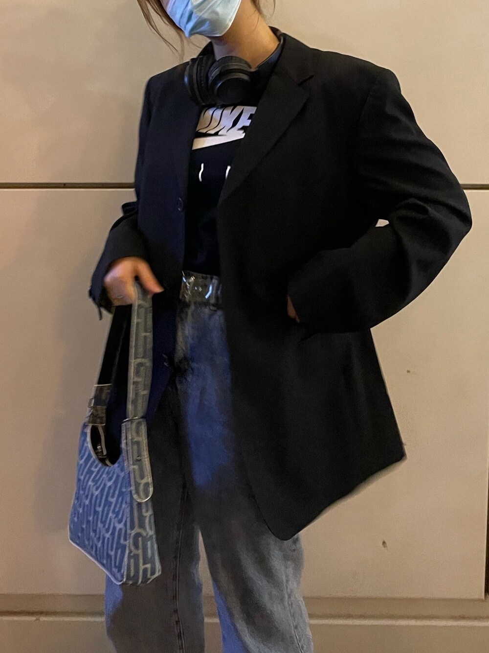 「韓国ファッション、高身長女子、いいね、save、フォローお願いします🤑、シンプルコーデ、お洒落さんとつながりたい、ゆるコーデ、ストリート、ootd、大人コーデ、カジュアルコーデ」｜「SHEINのアイテム（ハンドバッグ、ブルー系）」を使った、ハンナさん（レディース・170cm）の春コーディネートの1枚目の写真