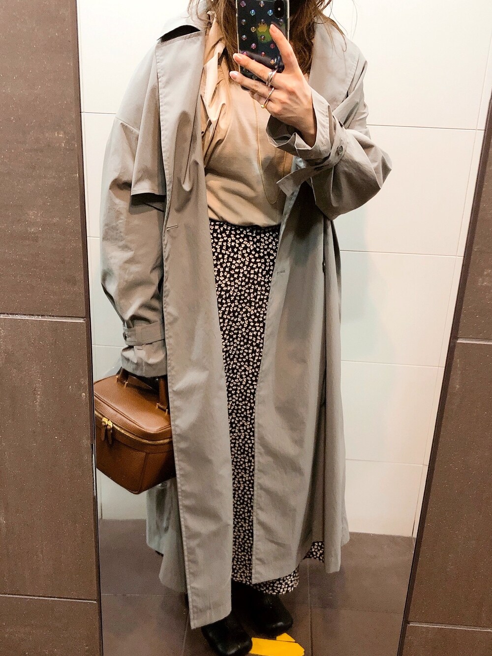 「BEAMS、IENA SLOBE、Wai、SHIPS、TODAYFUL、お気に入りたち、お買い物」｜「BEAMSのアイテム（スカート、ブルー系）」を使った、ℍ𝕨さん（レディース・156cm）の春コーディネートの1枚目の写真