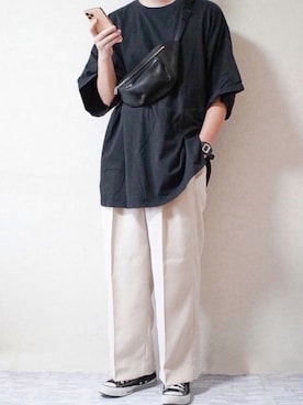 「BASQUE magenta（バスクマゼンタ）の【BASQUE -enthusiastic design-】スーパーオーバーサイズドロップショルダーハーフスリーブBIGカットソー（Tシャツ/カットソー）」を使った、やじさん（メンズ・171cm）の春コーディネート