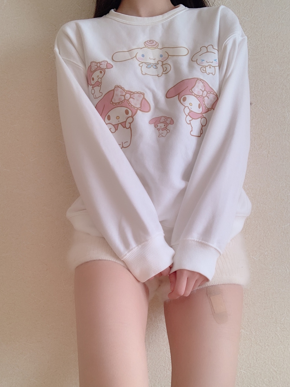 「春、楽チンコーデ、サンリオ、ゆめかわいい、かわいい、JK、高校生、白」｜「LILY BROWNのアイテム（パンツ、ホワイト系）」を使った、ねねちゃんさん（レディース・160cm）の冬コーディネートの1枚目の写真