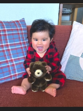 「アイテム（ロンパース、レッド系）」を使った、illmatic635さん（レディース・60cm）の春コーディネート