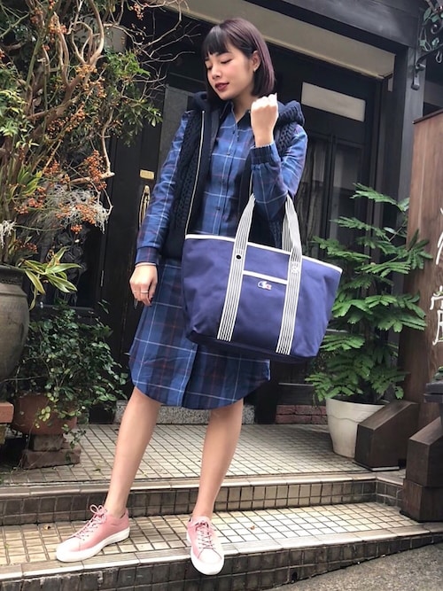 LACOSTEのトートバッグを使ったコーディネート - WEAR