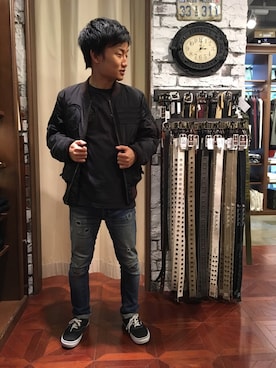 「AVIREX（アヴィレックス）のアイテム（MA-1）」を使った、TAKAYUKIさん（メンズ・160cm）の秋コーディネート