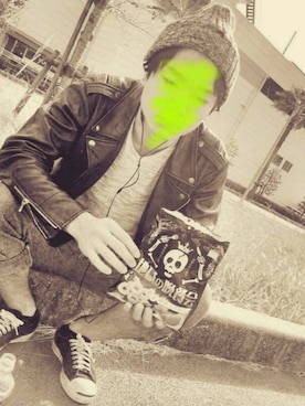 「RODEO（ロデオ）のアイテム」を使った、つるこうさん（メンズ・174cm）の冬コーディネート