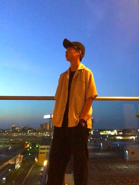 「Dr. Martens（ドクターマーチン）のアイテム（パンプス）」を使った、Leoさん（メンズ・178cm）の秋コーディネート