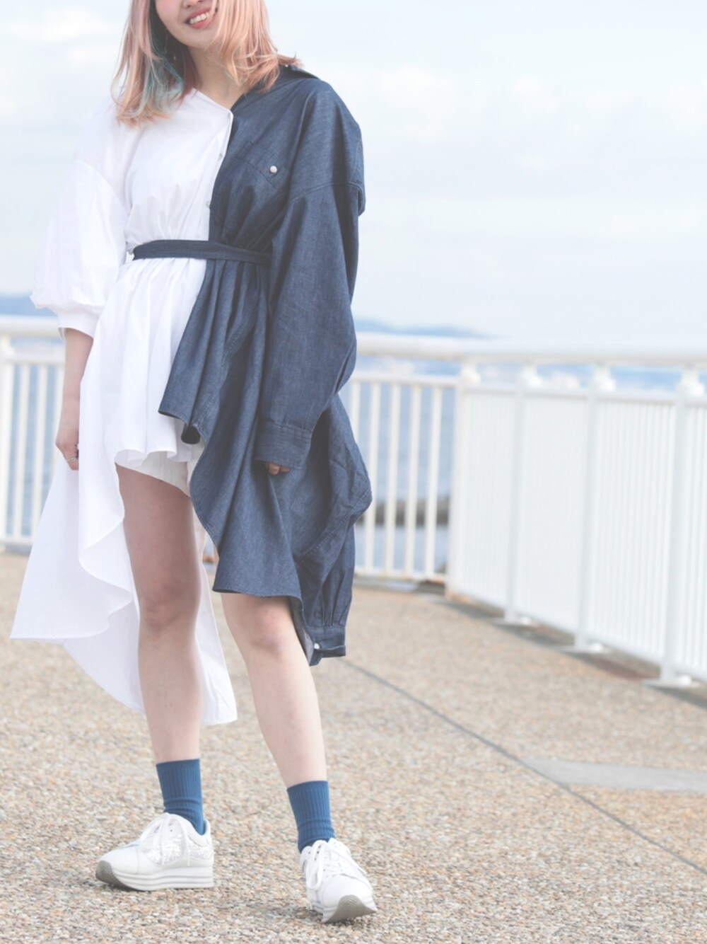 「衣装、自作アイテム」｜「UNIQLOのデニムオーバーサイズシャツ（長袖）（シャツ/ブラウス、ブルー系）」を使った、yukko1115さん（レディース・163cm）の冬コーディネートの1枚目の写真