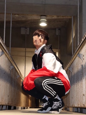 「PUNYUS（プニュズ）のアイテム（その他アウター）」を使った、malmalさん（メンズ・180cm）の秋コーディネート