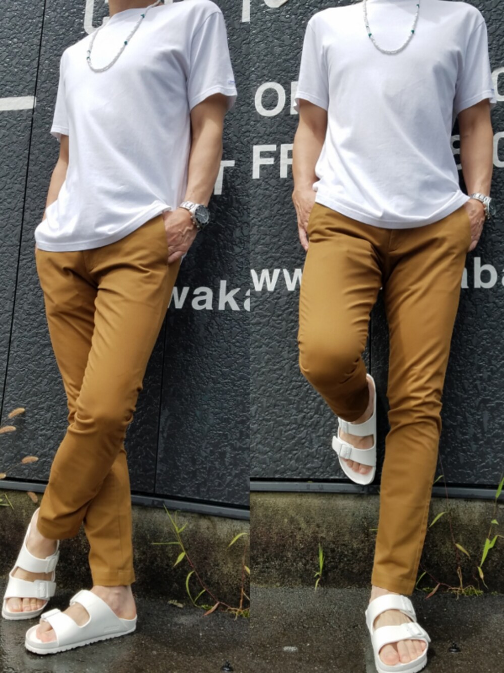 ホワイト系のTシャツ/カットソー、ブラウン系のチノパンツ、ホワイト系のサンダルを着用したメンズの夏コーディネートの1枚目の写真