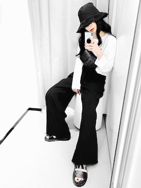 「MARC JACOBS（マークジェイコブス）のアイテム（ショルダーバッグ）」を使った、Aiさん（レディース・163cm）の夏コーディネート