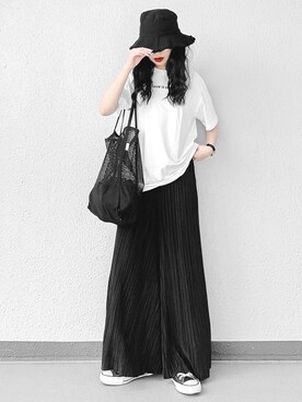 「LE TALON（ルタロン）のアイテム（スニーカー）」を使った、Aiさん（レディース・163cm）の夏コーディネート