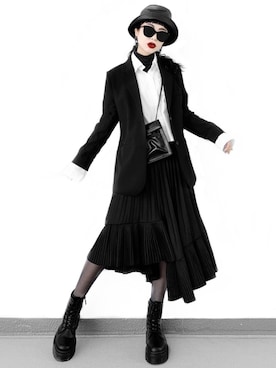 「LVEU.（ラブユ.）のアイテム（セットアップ）」を使った、Aiさん（レディース・163cm）の秋コーディネート