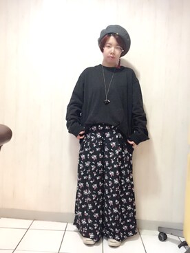 「古着のアイテム（スウェット、ブラック系）」を使った、いしこ。さん（レディース・156cm）の春コーディネート
