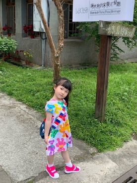 「adidas（アディダス）のアイテム（スニーカー、ピンク系）」を使った、pattyさん（レディース・164cm）の夏コーディネート