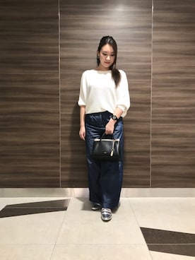 「アイテム（レインシューズ、シルバー系）」を使った、中村有希さん（レディース・157cm）の夏コーディネート