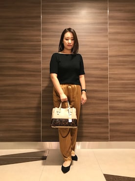 「interstaple（インターステイプル）のアイテム」を使った、中村有希さん（レディース・157cm）の秋コーディネート