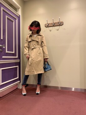 「ディーゼル」｜「アイテム（トレンチコート）」を使った、にんさん（レディース・165cm）の冬コーディネート