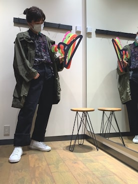 「ディーゼル」｜「アイテム（ナイロンジャケット）」を使った、にんさん（レディース・165cm）の冬コーディネート